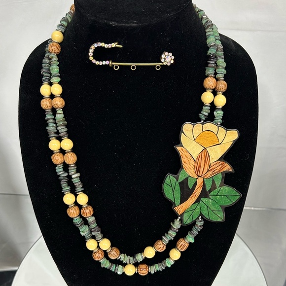 Lee Sands Vintage Flower Necklace Dbl. Stranded Stone & Wooden Beads. Very Rare! - Picture 5 of 6